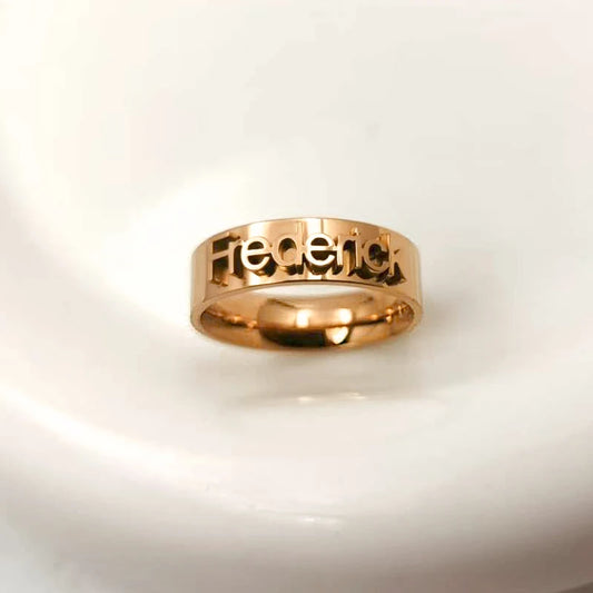 Personalized Name Ring for Men Women Initial Custom Couple Rings Premium Stainless Steel Jewelry Chunky Gold Wedding Ring Dating